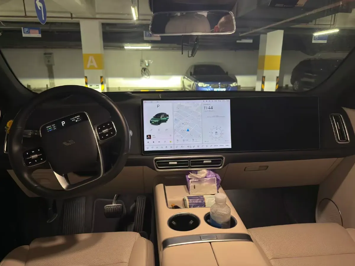 2023 Li L7 Range Extended 154HP REEV 40.9KWH,autocango,china used car exporter,china ev exporter,chinese used car exporter,chinese used ev exporter