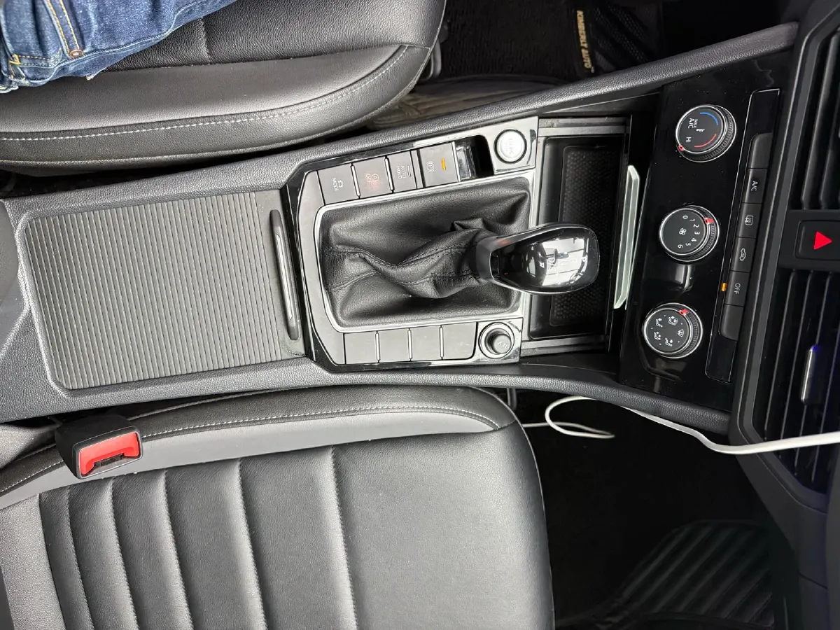 2022 Volkswagen Sagitar 1.4T 150HP L4 7DCT,autocango,china used car exporter,china ev exporter,chinese used car exporter,chinese used ev exporter