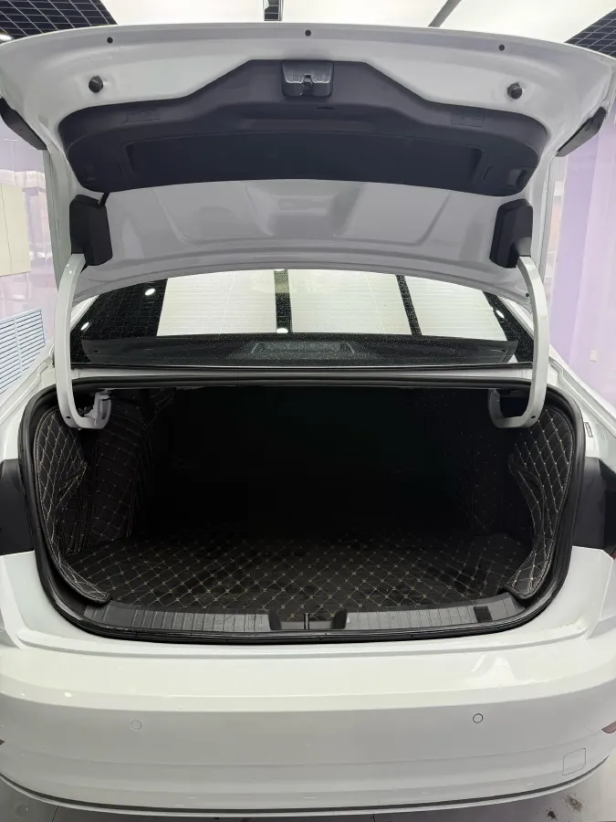 2022 Volkswagen Sagitar 1.4T 150HP L4 7DCT,autocango,china used car exporter,china ev exporter,chinese used car exporter,chinese used ev exporter