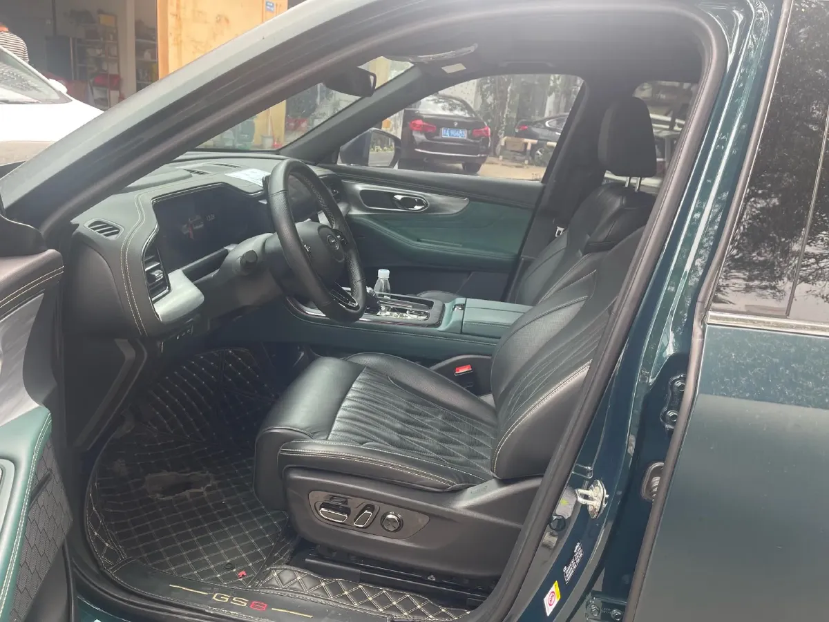 2022 GAC Trumpchi GS8 2.0T 190HP L4 E-CVT Hybrid,autocango,china used car exporter,china ev exporter,chinese used car exporter,chinese used ev exporter