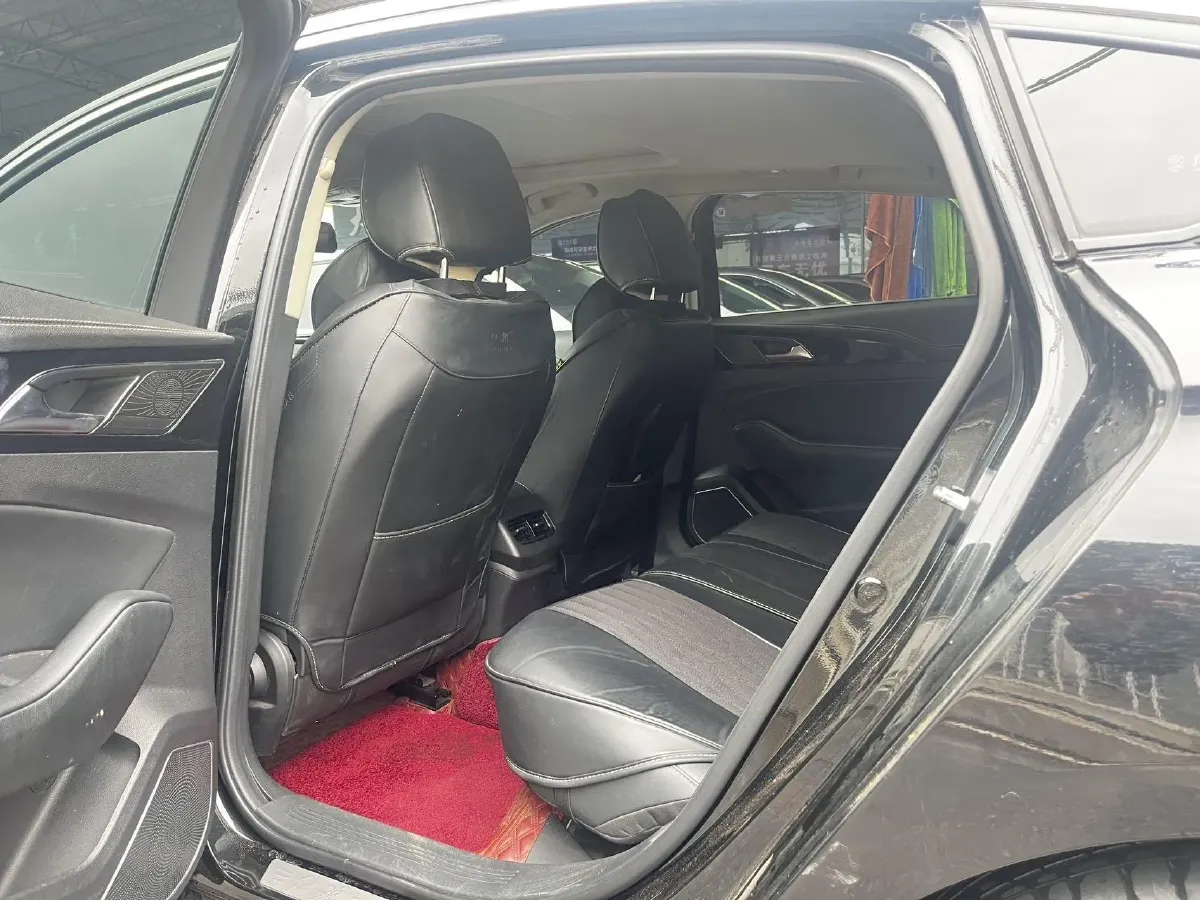 2019 HongQi H5 1.8T 180HP L4 6AT,autocango,china used car exporter,china ev exporter,chinese used car exporter,chinese used ev exporter