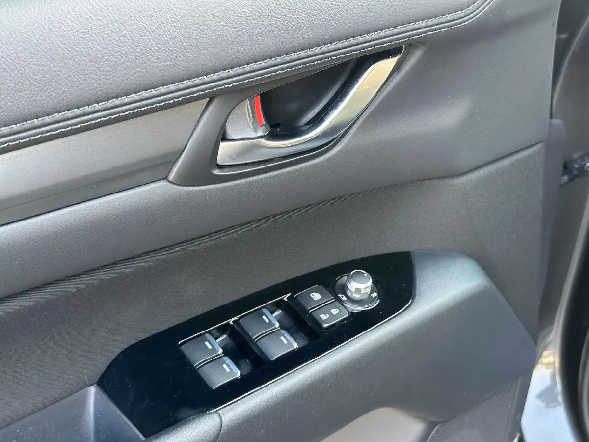 2021 Mazda CX-5 2.0L 155HP L4 6AT,autocango,china used car exporter,china ev exporter,chinese used car exporter,chinese used ev exporter