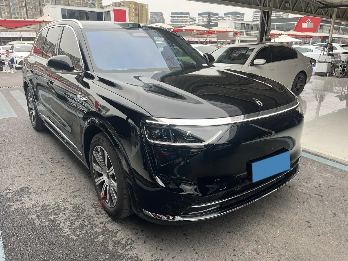 2025 AITO AITO M8 REEV 160HP REEV 53.4KWH,autocango,china used car exporter,china ev exporter,chinese used car exporter,chinese used ev exporter