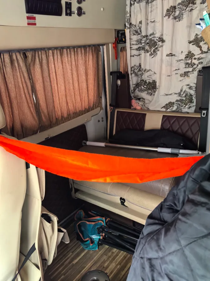 2013 MAXUS XinTu V80 2.5T 136HP L4 5MT,autocango,china used car exporter,china ev exporter,chinese used car exporter,chinese used ev exporter