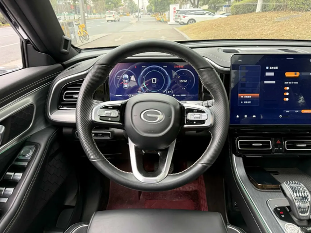 2022 GAC Trumpchi GS8 2.0T 252HP L4 8AT,autocango,china used car exporter,china ev exporter,chinese used car exporter,chinese used ev exporter