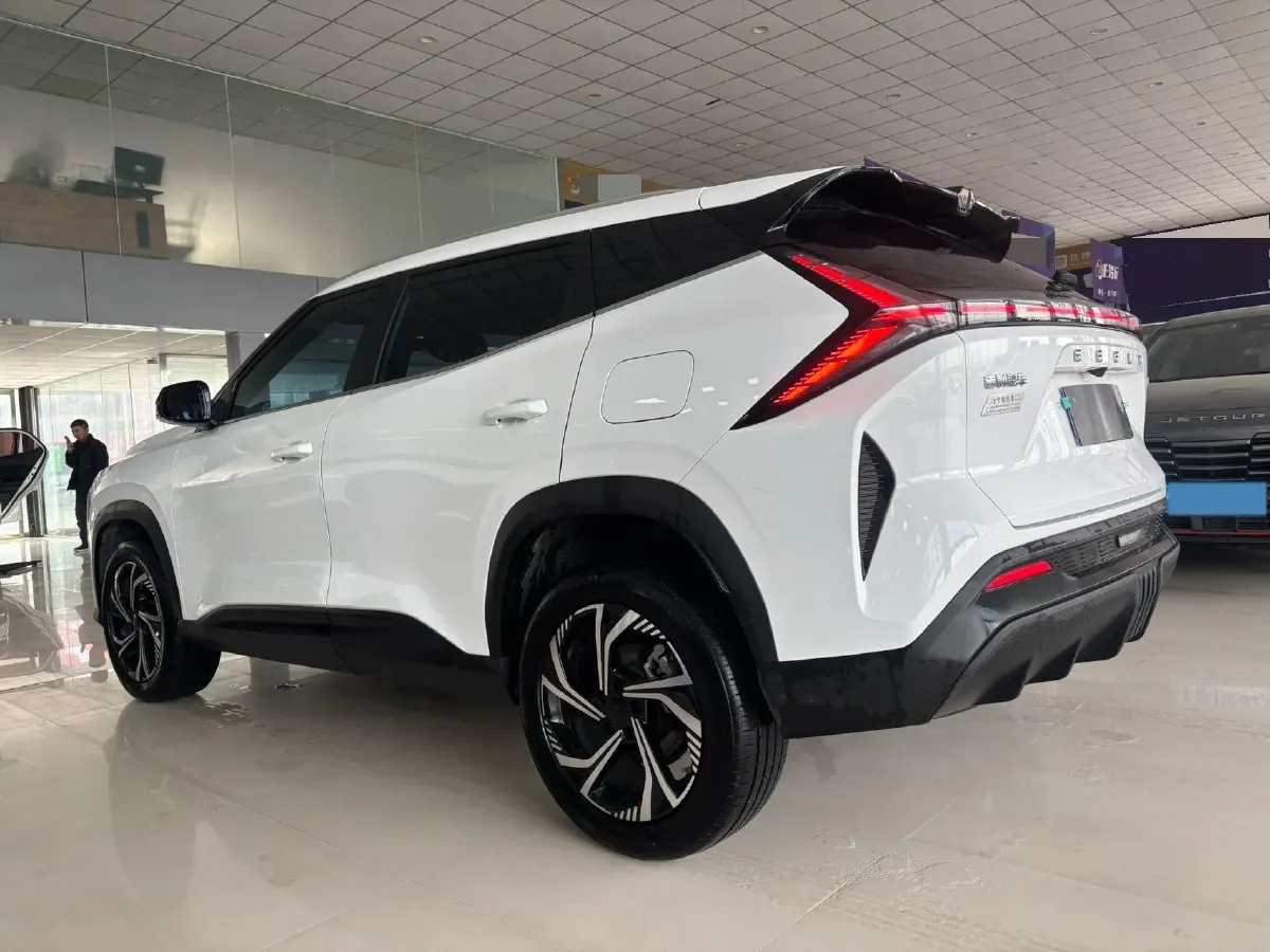 2023 Geely Azkarra 1.5T 181HP L4 7DCT,autocango,china used car exporter,china ev exporter,chinese used car exporter,chinese used ev exporter