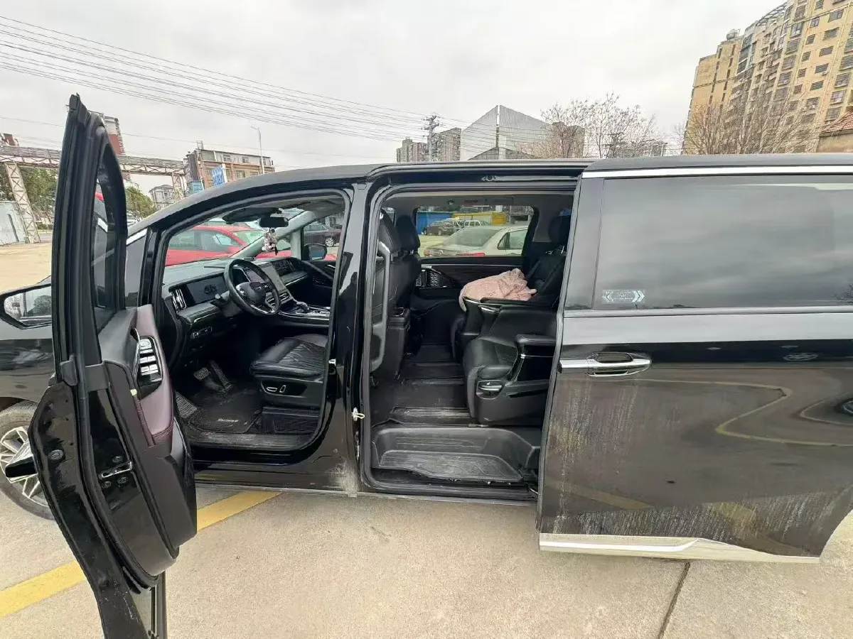 2024 GAC Trumpchi M8 2.0T 252HP L4 8AT,autocango,china used car exporter,china ev exporter,chinese used car exporter,chinese used ev exporter