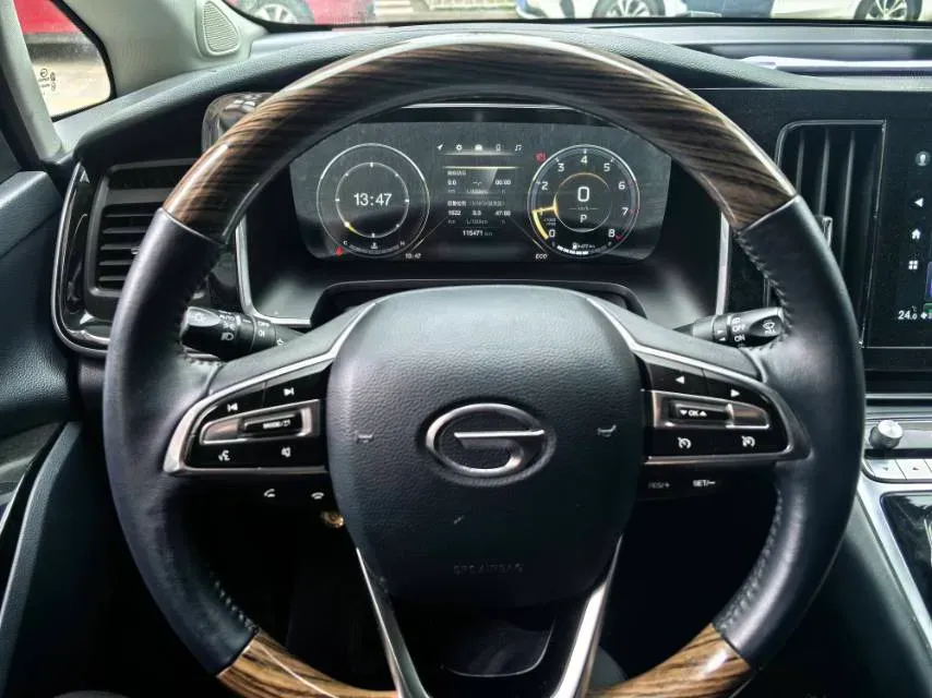 2021 GAC Trumpchi M8 2.0T 252HP L4 8AT,autocango,china used car exporter,china ev exporter,chinese used car exporter,chinese used ev exporter