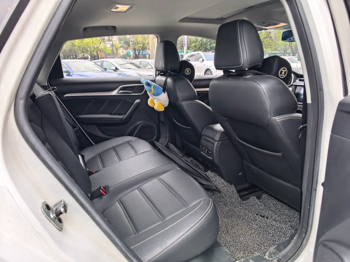 2019 MAXUS D60 1.5T 169HP L4 7DCT,autocango,china used car exporter,china ev exporter,chinese used car exporter,chinese used ev exporter