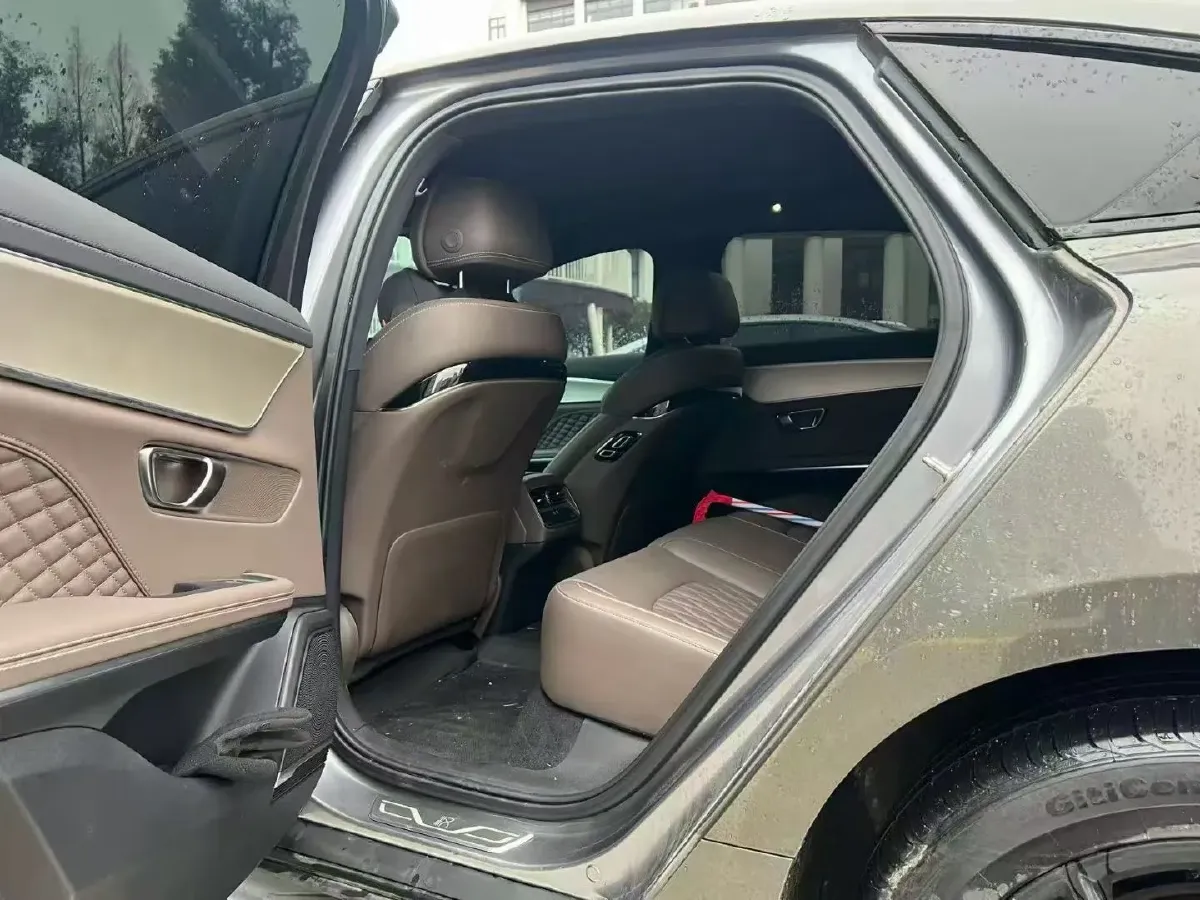 2024 BYD Han 1.5T 139HP L4 E-CVT PHEV 18.316KWH,autocango,china used car exporter,china ev exporter,chinese used car exporter,chinese used ev exporter