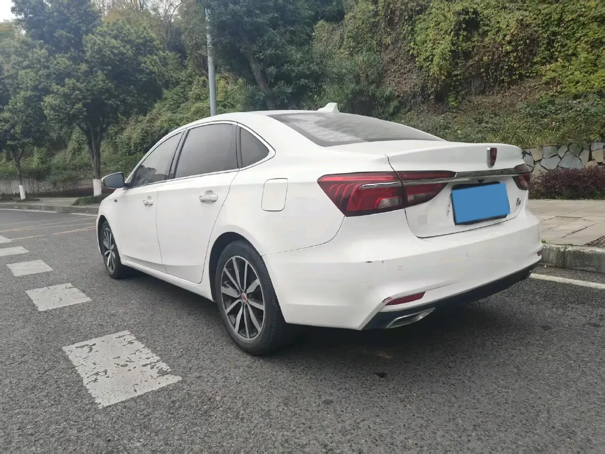 2018 Roewe i6 1.5T 169HP L4 7DCT,autocango,china used car exporter,china ev exporter,chinese used car exporter,chinese used ev exporter