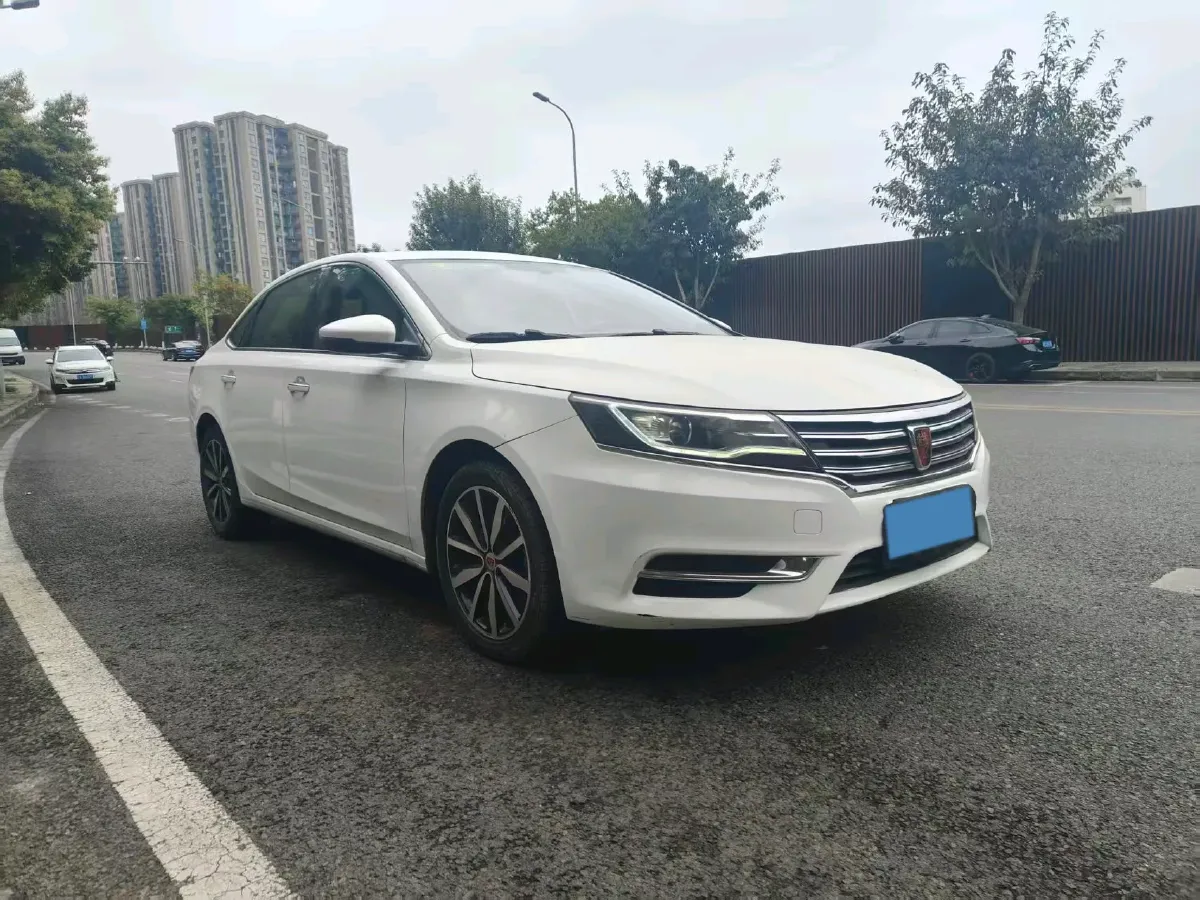 2018 Roewe i6 1.5T 169HP L4 7DCT,autocango,china used car exporter,china ev exporter,chinese used car exporter,chinese used ev exporter