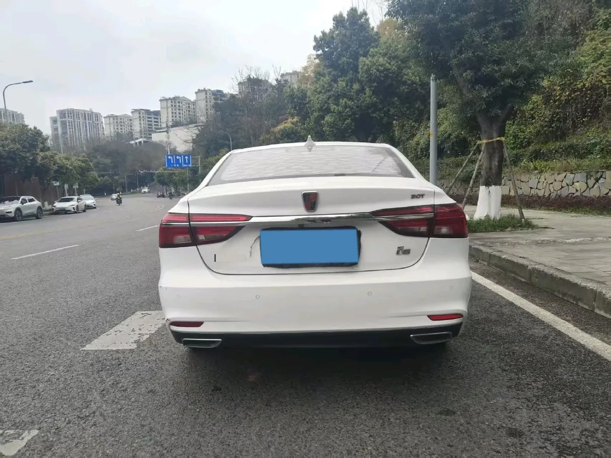 2018 Roewe i6 1.5T 169HP L4 7DCT,autocango,china used car exporter,china ev exporter,chinese used car exporter,chinese used ev exporter