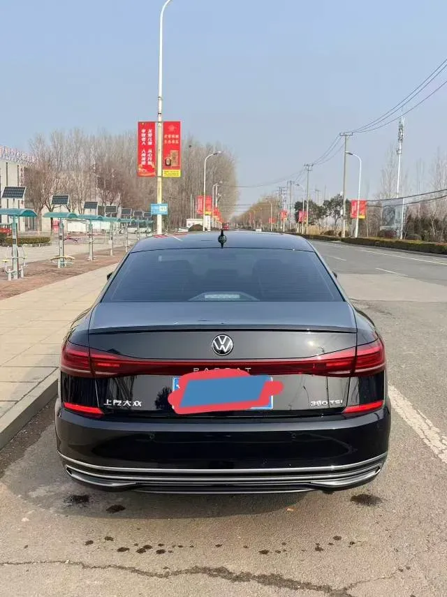 2024 Volkswagen Passat 2.0T 220HP L4 7DCT,autocango,china used car exporter,china ev exporter,chinese used car exporter,chinese used ev exporter