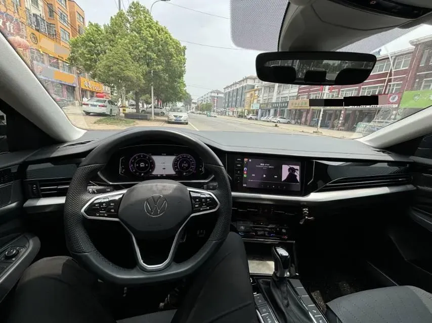 2024 Volkswagen Passat 2.0T 220HP L4 7DCT,autocango,china used car exporter,china ev exporter,chinese used car exporter,chinese used ev exporter