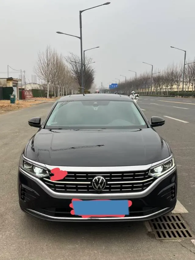 2024 Volkswagen Passat 2.0T 220HP L4 7DCT,autocango,china used car exporter,china ev exporter,chinese used car exporter,chinese used ev exporter