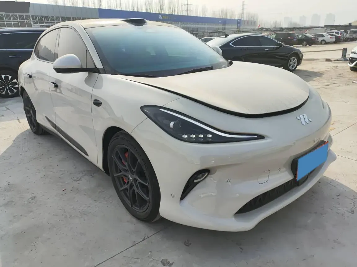 2025 IM LS6 BEV 83KWH,autocango,china used car exporter,china ev exporter,chinese used car exporter,chinese used ev exporter