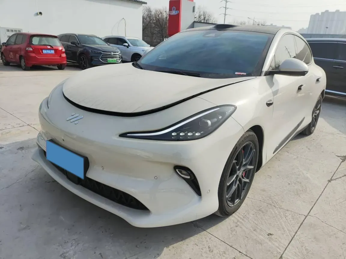 2025 IM LS6 BEV 83KWH,autocango,china used car exporter,china ev exporter,chinese used car exporter,chinese used ev exporter