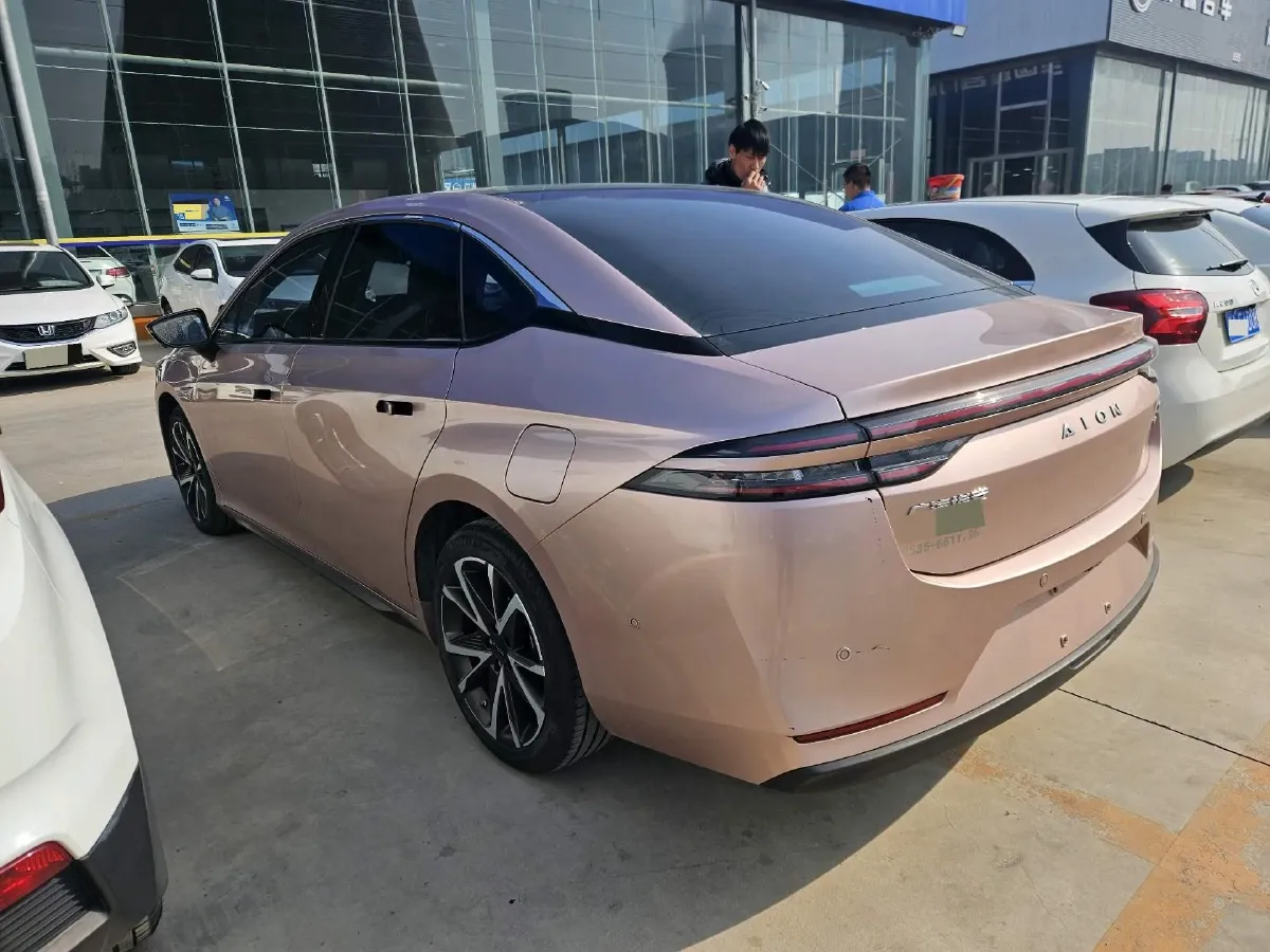 2022 ChangAn Oshan Z6 1.5T 170HP L4 6TCT PHEV 28.4KWH,autocango,china used car exporter,china ev exporter,chinese used car exporter,chinese used ev exporter