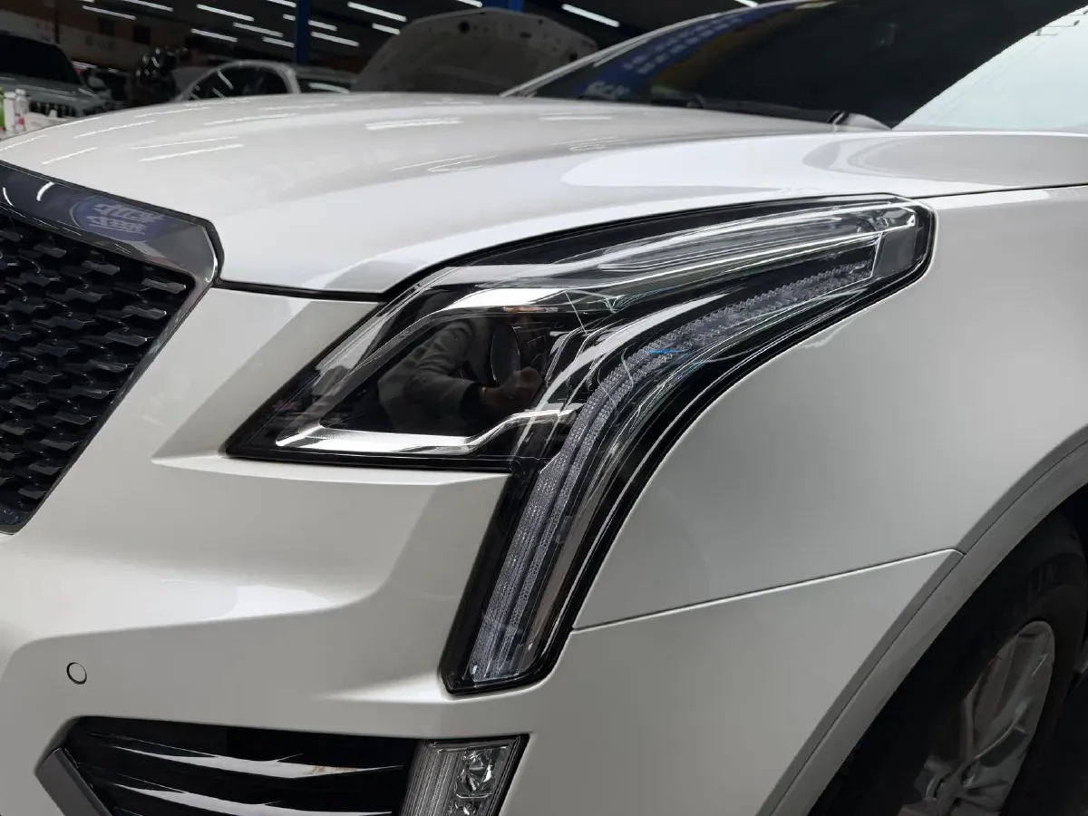 2021 Cadillac XT5 2.0T 237HP L4 9AT,autocango,china used car exporter,china ev exporter,chinese used car exporter,chinese used ev exporter