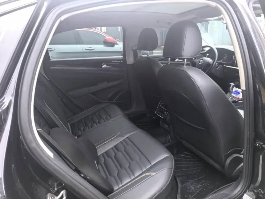 2019 Skoda Kodiak 2.0T 186HP L4 7DCT,autocango,china used car exporter,china ev exporter,chinese used car exporter,chinese used ev exporter