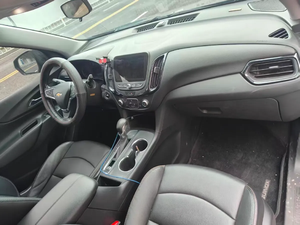 2021 Chevrolet Equinox 1.5T 169HP L4 6AT,autocango,china used car exporter,china ev exporter,chinese used car exporter,chinese used ev exporter