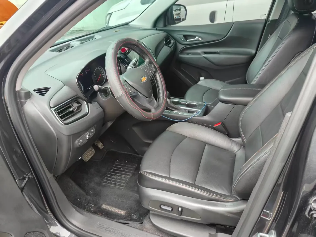 2021 Chevrolet Equinox 1.5T 169HP L4 6AT,autocango,china used car exporter,china ev exporter,chinese used car exporter,chinese used ev exporter