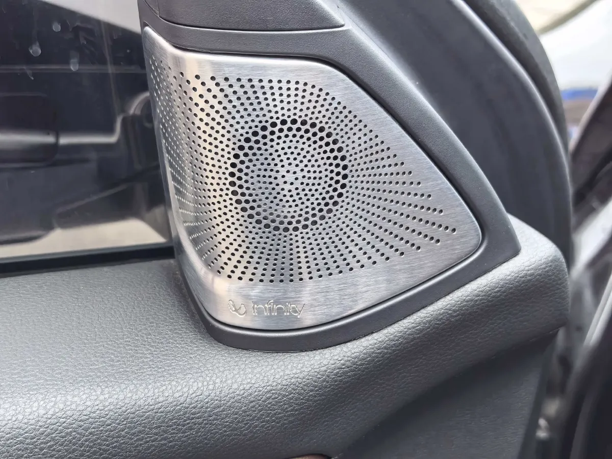 2020 WEY VV6 2.0T 227HP L4 7DCT,autocango,china used car exporter,china ev exporter,chinese used car exporter,chinese used ev exporter