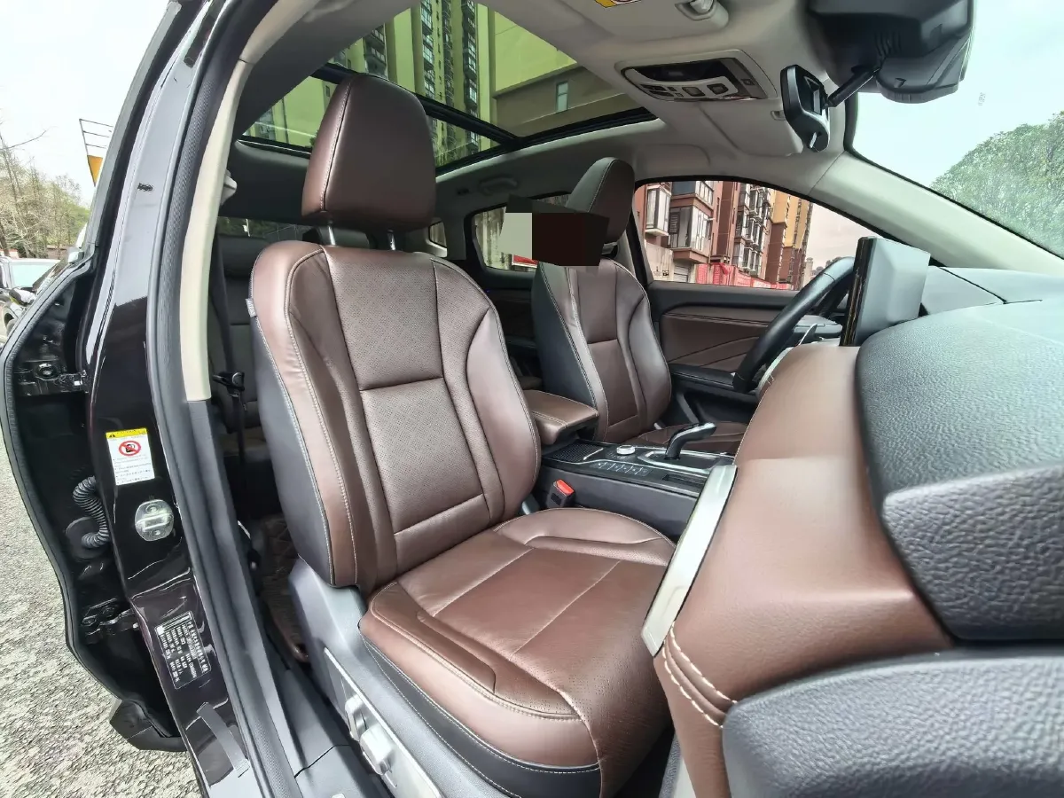 2020 WEY VV6 2.0T 227HP L4 7DCT,autocango,china used car exporter,china ev exporter,chinese used car exporter,chinese used ev exporter