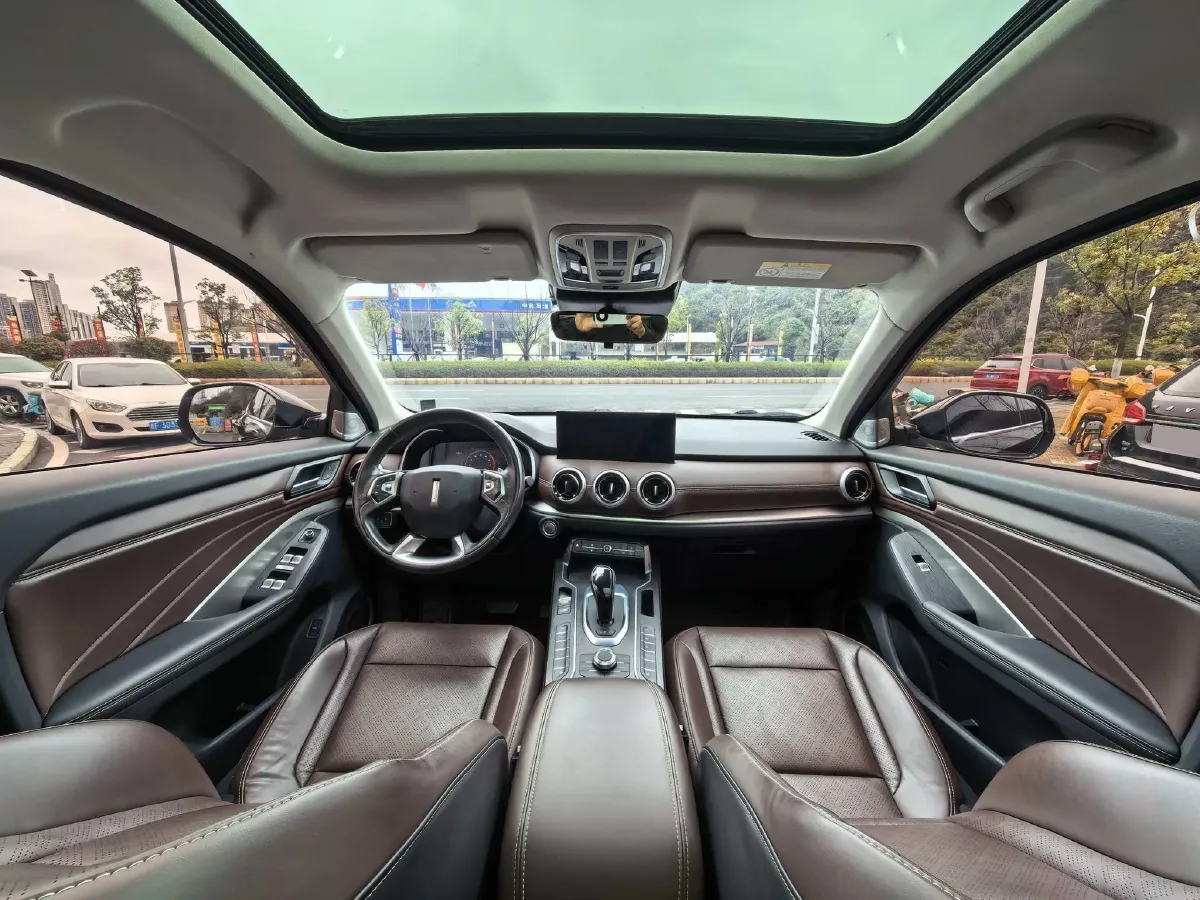 2020 WEY VV6 2.0T 227HP L4 7DCT,autocango,china used car exporter,china ev exporter,chinese used car exporter,chinese used ev exporter