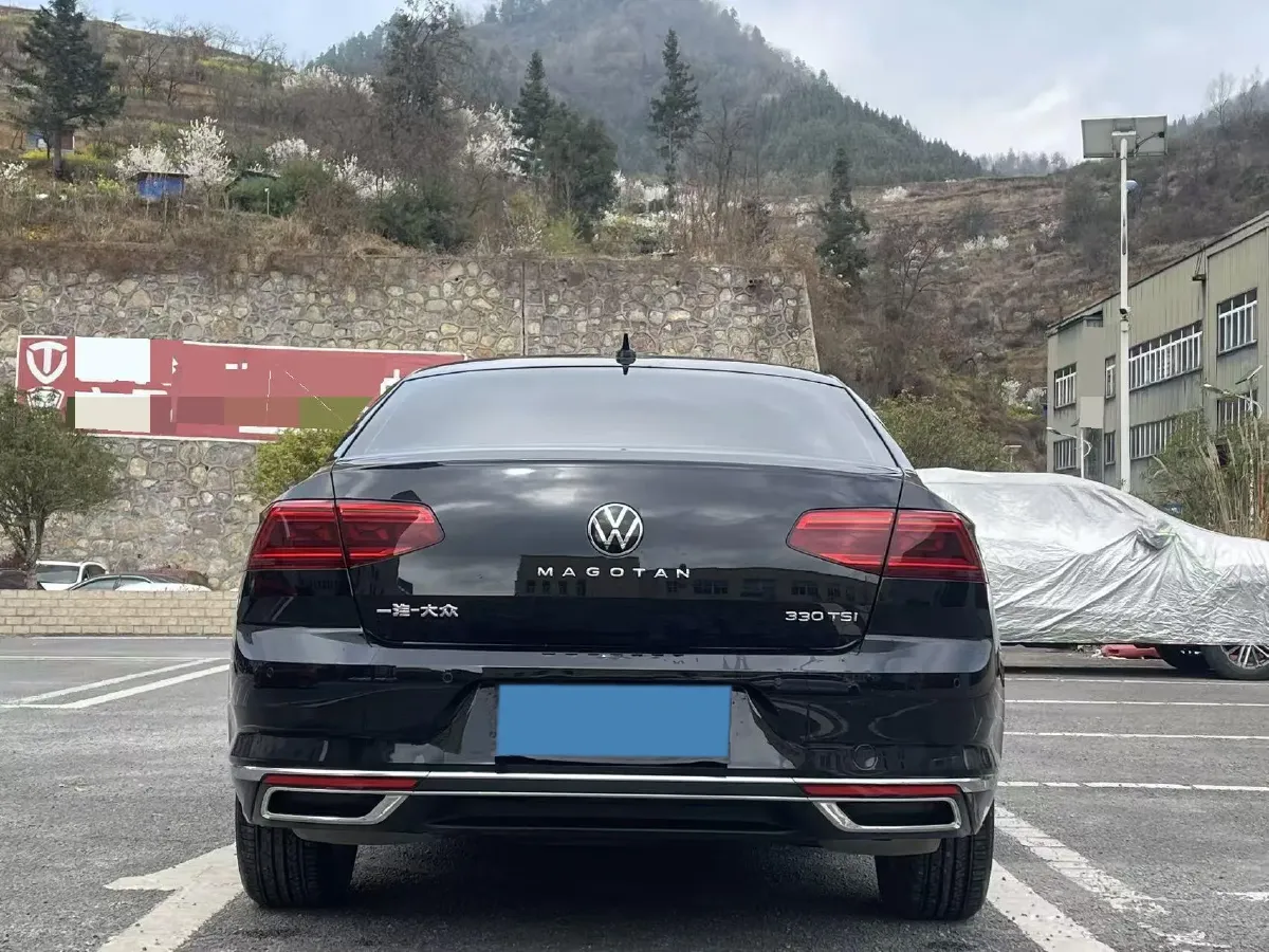 2020 Volkswagen Magotan 2.0T 186HP L4 7DCT,autocango,china used car exporter,china ev exporter,chinese used car exporter,chinese used ev exporter