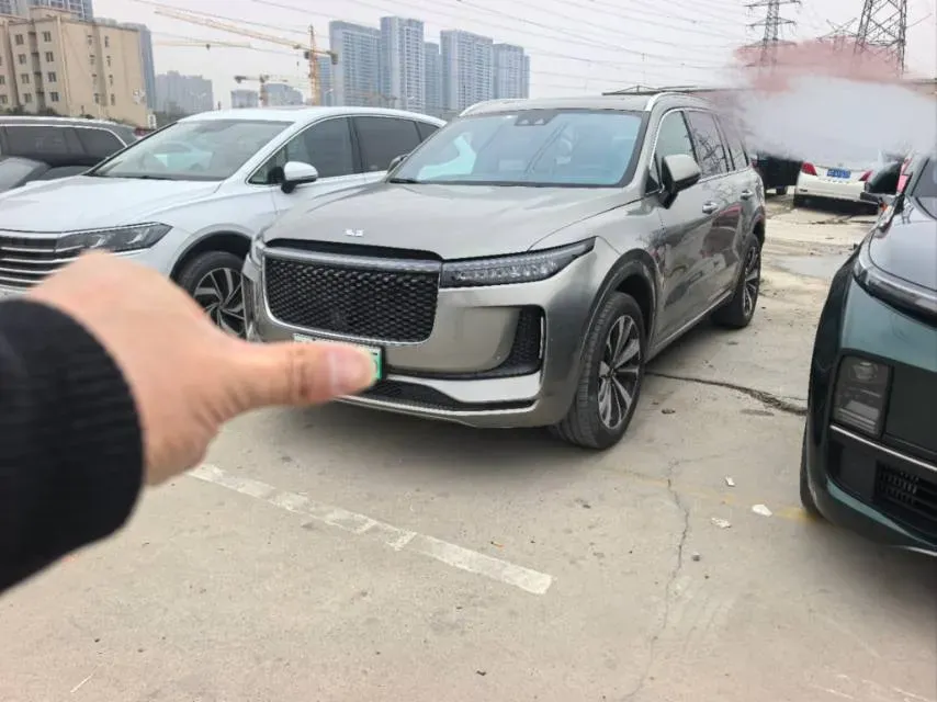 2020 Li ONE Range Extended 131HP REEV 40.5KWH,autocango,china used car exporter,china ev exporter,chinese used car exporter,chinese used ev exporter