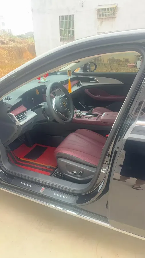 2025 HongQi H5 1.5T 169HP L4 1DHT Hybrid,autocango,china used car exporter,china ev exporter,chinese used car exporter,chinese used ev exporter