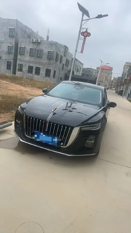 2025 HongQi H5 1.5T 169HP L4 1DHT Hybrid,autocango,china used car exporter,china ev exporter,chinese used car exporter,chinese used ev exporter
