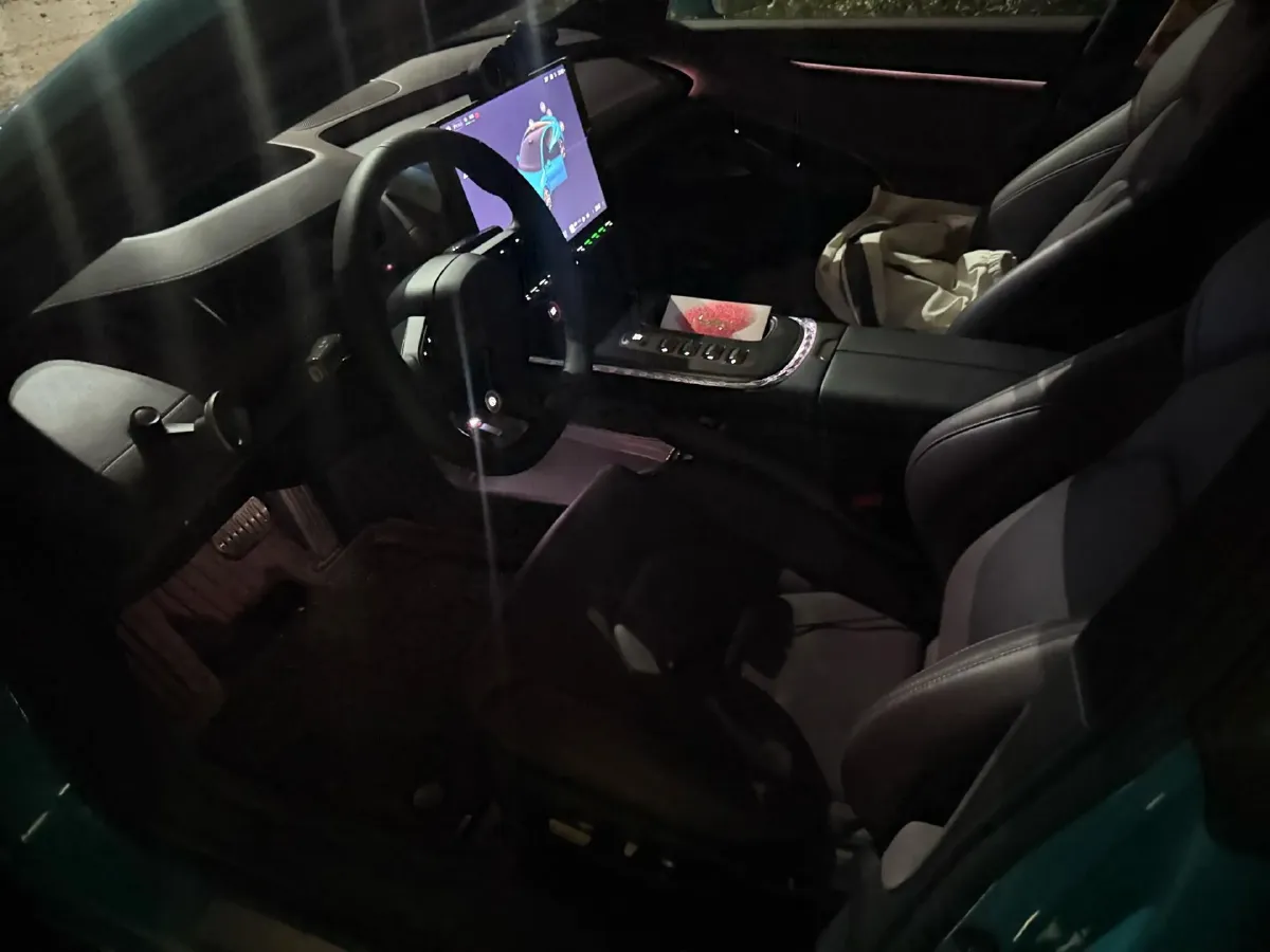 2024 MI SU7 BEV 101KWH,autocango,china used car exporter,china ev exporter,chinese used car exporter,chinese used ev exporter