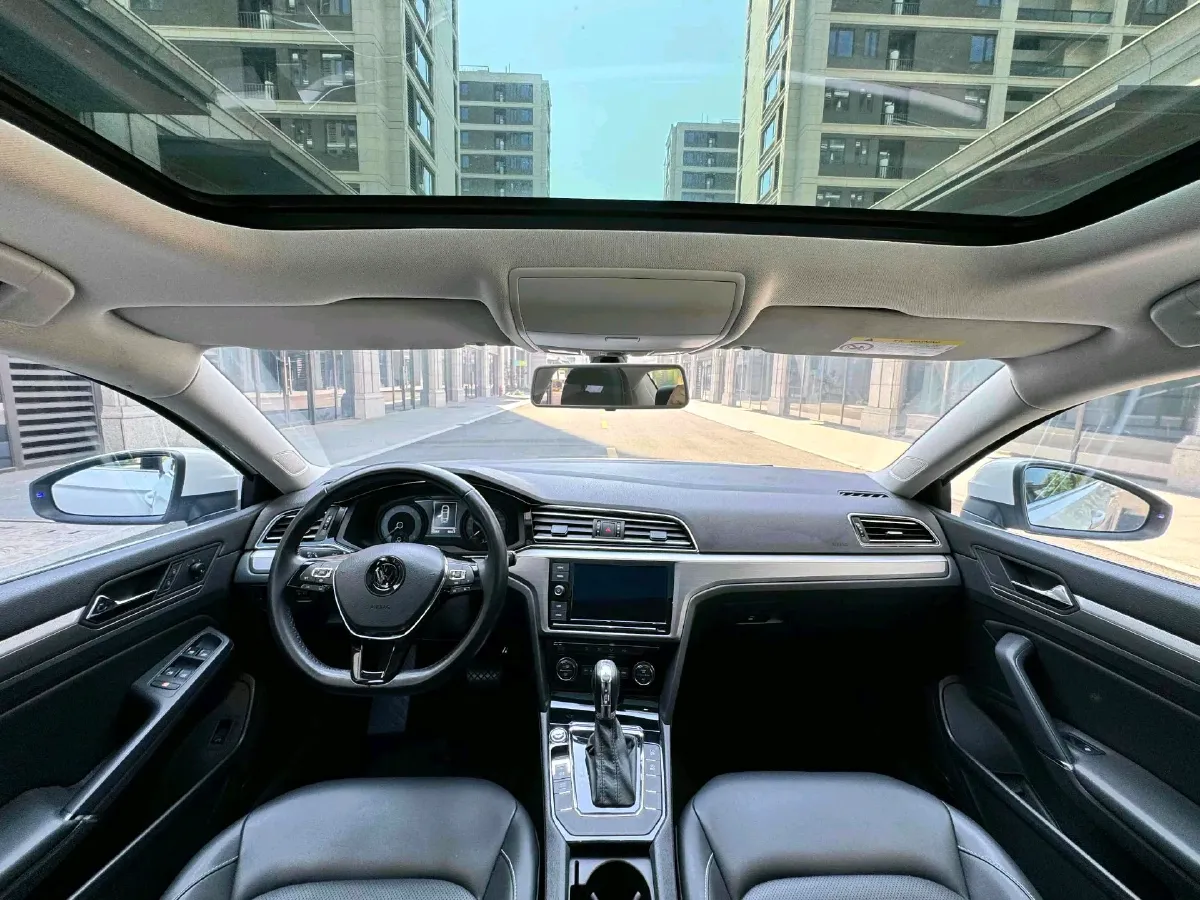 2019 Volkswagen Passat 1.4T 150HP L4 7DCT,autocango,china used car exporter,china ev exporter,chinese used car exporter,chinese used ev exporter