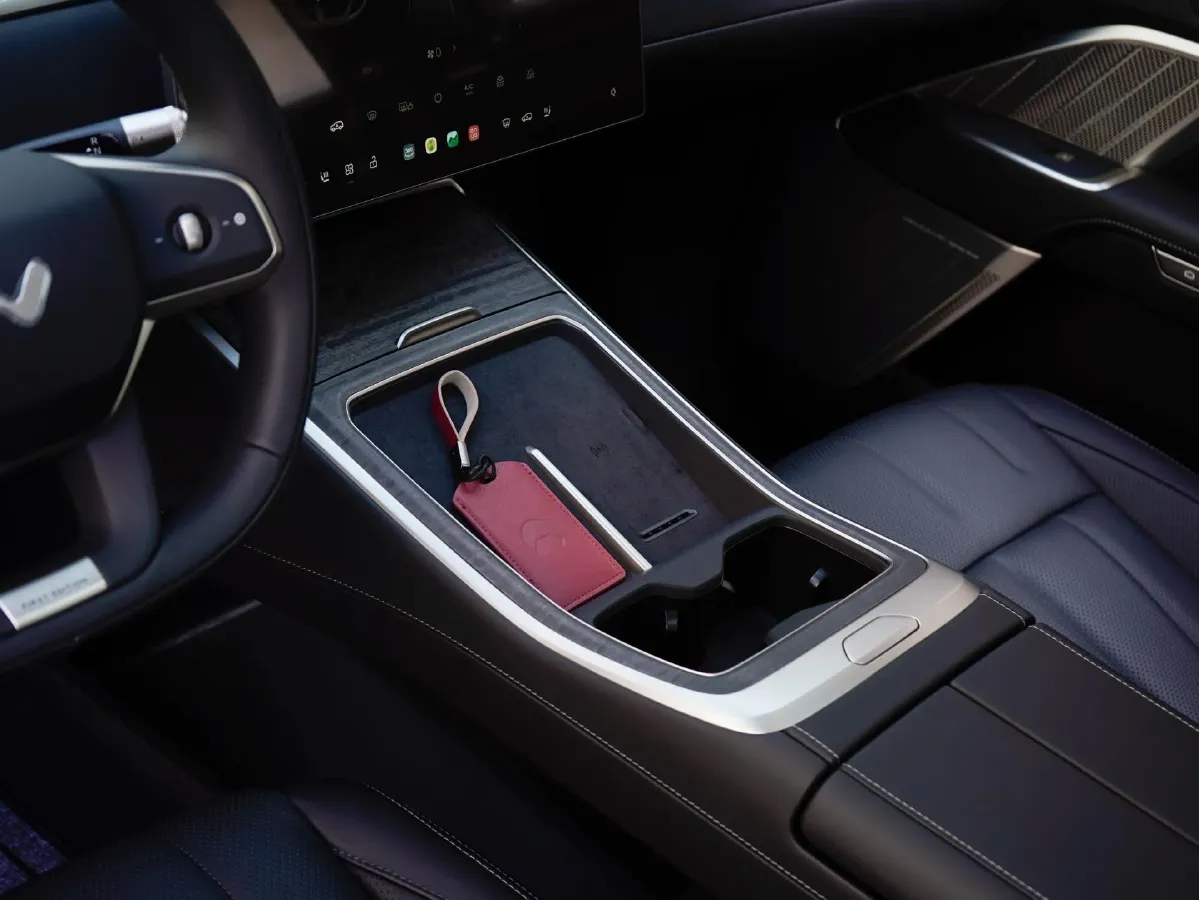 2025 ONVO L90 BEV,autocango,china used car exporter,china ev exporter,chinese used car exporter,chinese used ev exporter