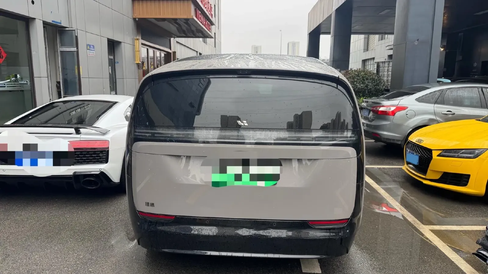 2024 Li MEGA BEV 102.7KWH,autocango,china used car exporter,china ev exporter,chinese used car exporter,chinese used ev exporter