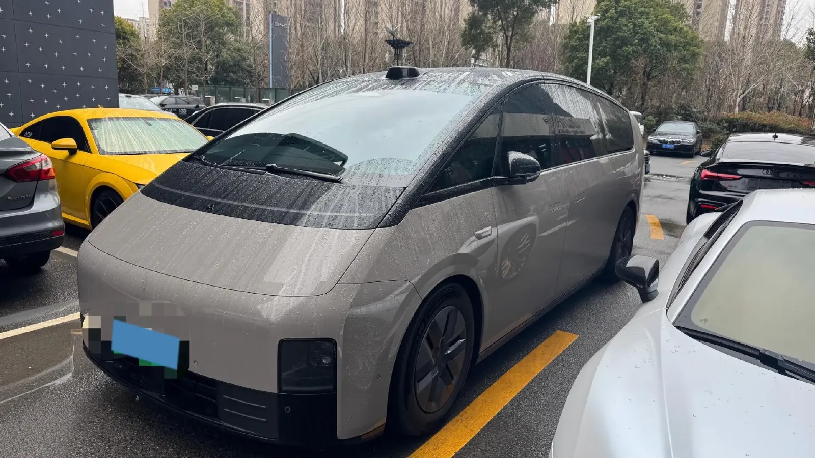 2024 Li MEGA BEV 102.7KWH,autocango,china used car exporter,china ev exporter,chinese used car exporter,chinese used ev exporter