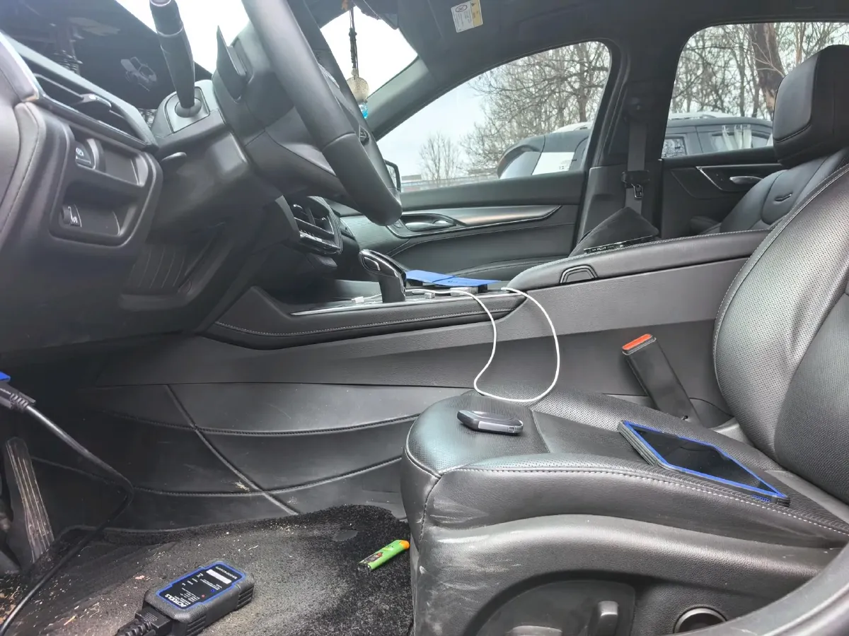 2024 Cadillac CT5 2.0T 237HP L4 10AT,autocango,china used car exporter,china ev exporter,chinese used car exporter,chinese used ev exporter