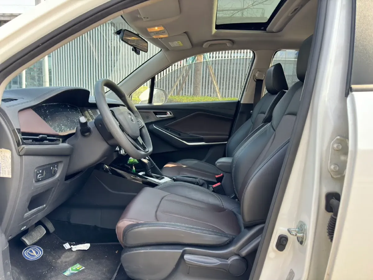 2019 ChangAn CS15 1.5L 107HP L4 5DCT,autocango,china used car exporter,china ev exporter,chinese used car exporter,chinese used ev exporter