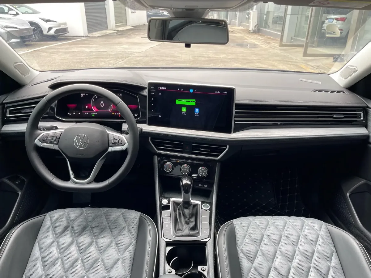 2024 Volkswagen Sagitar 1.5T 160HP L4 7DCT,autocango,china used car exporter,china ev exporter,chinese used car exporter,chinese used ev exporter