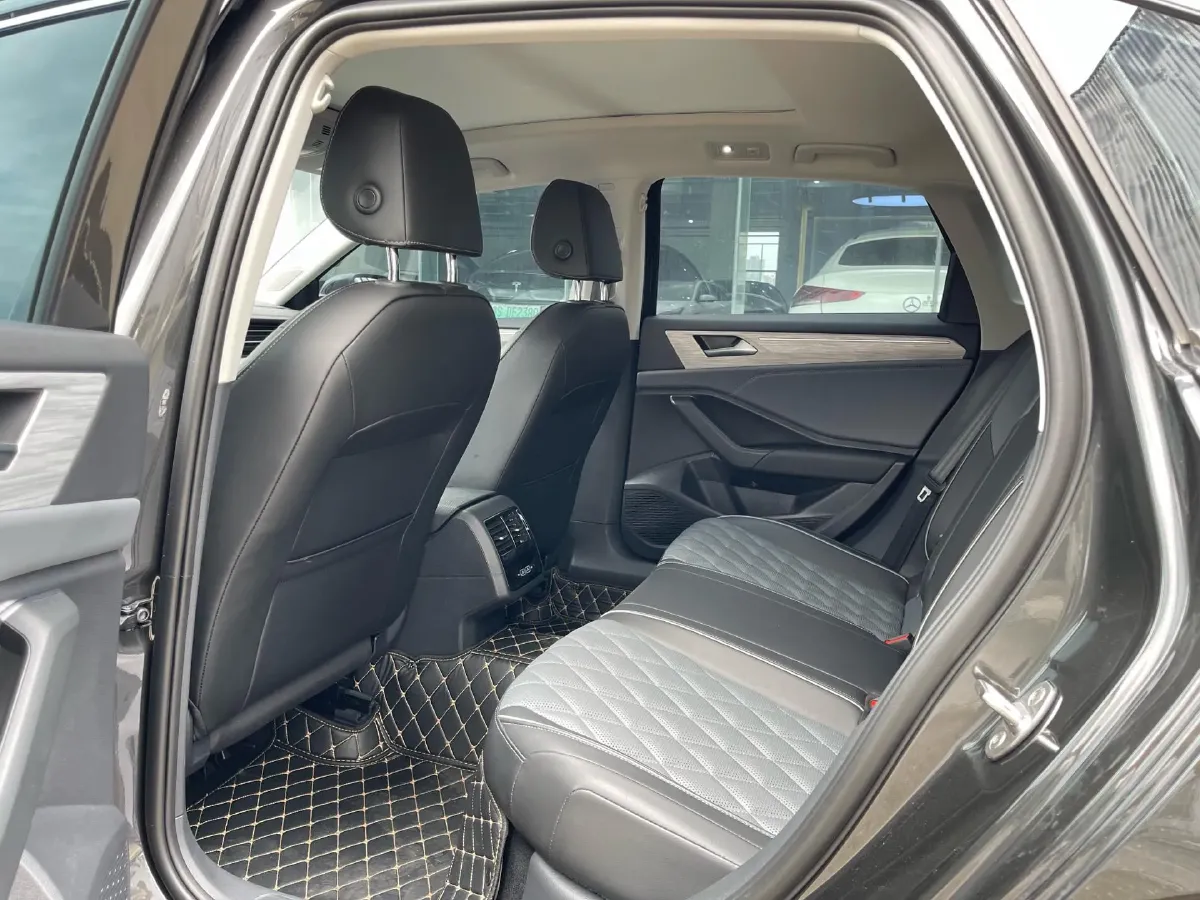 2024 Volkswagen Sagitar 1.5T 160HP L4 7DCT,autocango,china used car exporter,china ev exporter,chinese used car exporter,chinese used ev exporter