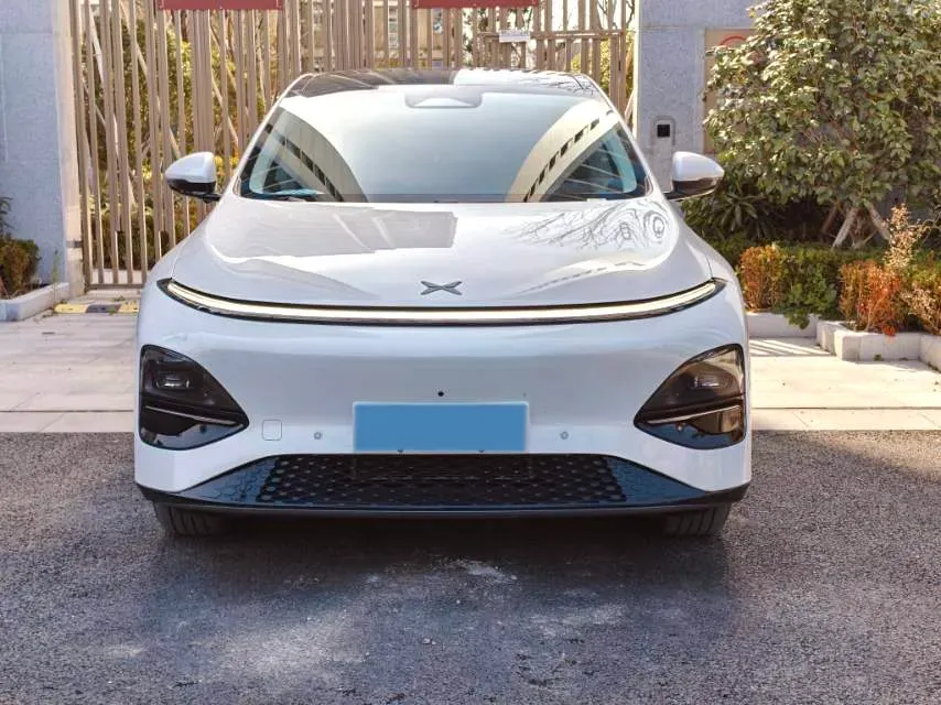 2025 Xpeng G6 BEV 68.5KWH,autocango,china used car exporter,china ev exporter,chinese used car exporter,chinese used ev exporter