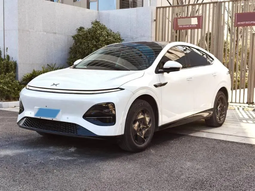 2025 Xpeng G6 BEV 68.5KWH,autocango,china used car exporter,china ev exporter,chinese used car exporter,chinese used ev exporter