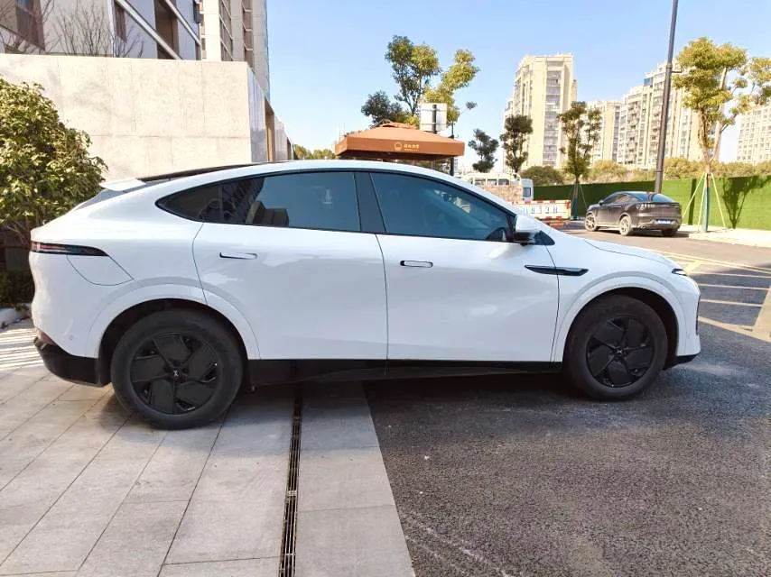 2025 Xpeng G6 BEV 68.5KWH,autocango,china used car exporter,china ev exporter,chinese used car exporter,chinese used ev exporter
