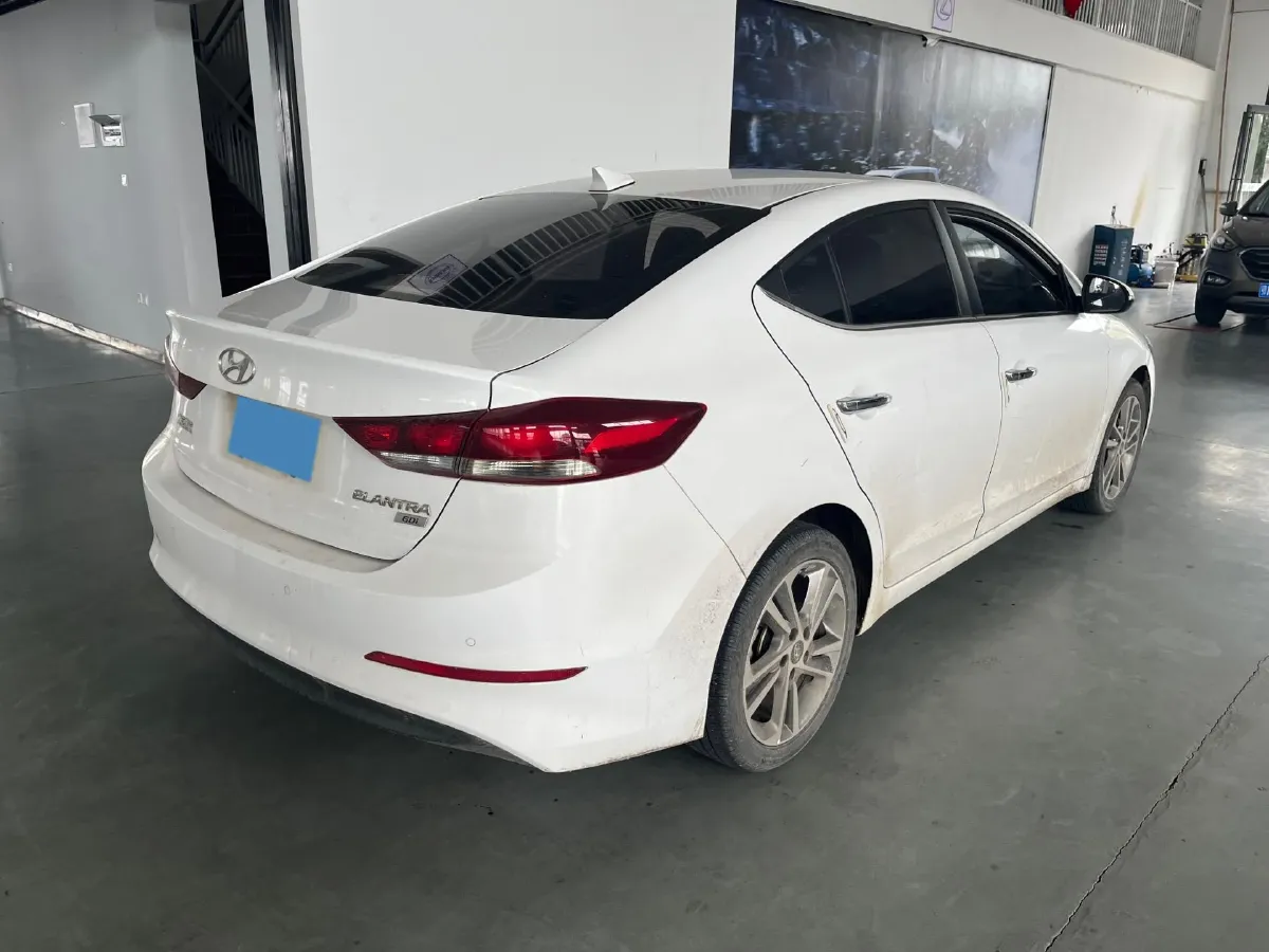 2016 Hyundai Elantra 1.6L 130HP L4 6AT,autocango,china used car exporter,china ev exporter,chinese used car exporter,chinese used ev exporter
