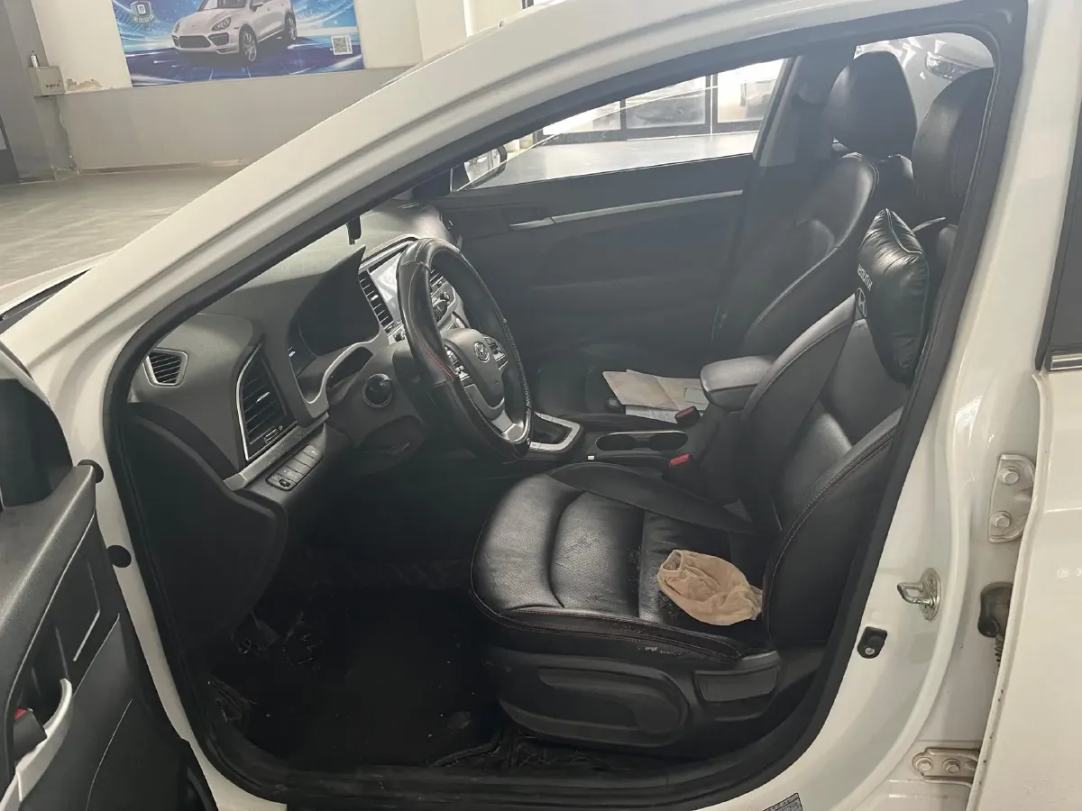 2016 Hyundai Elantra 1.6L 130HP L4 6AT,autocango,china used car exporter,china ev exporter,chinese used car exporter,chinese used ev exporter