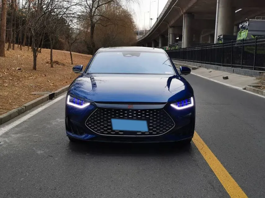 2022 Volkswagen Tiguan L 2.0T 186HP L4 7DCT,autocango,china used car exporter,china ev exporter,chinese used car exporter,chinese used ev exporter