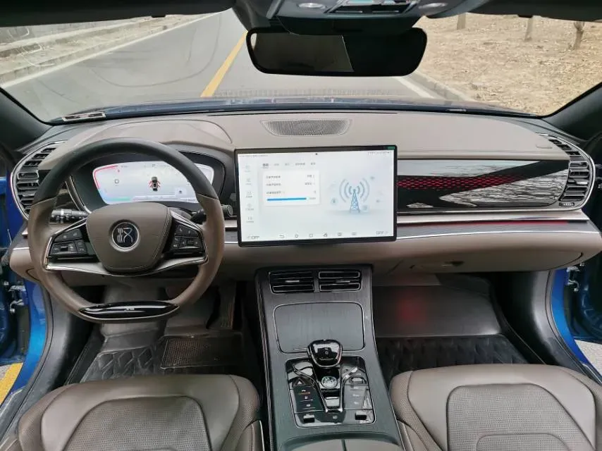 2022 Volkswagen Tiguan L 2.0T 186HP L4 7DCT,autocango,china used car exporter,china ev exporter,chinese used car exporter,chinese used ev exporter